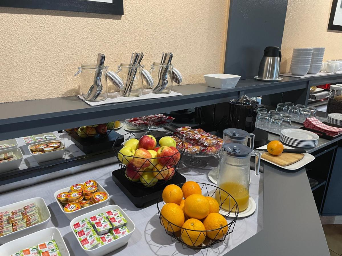 Confort Hotel Montgeron Kültér fotó