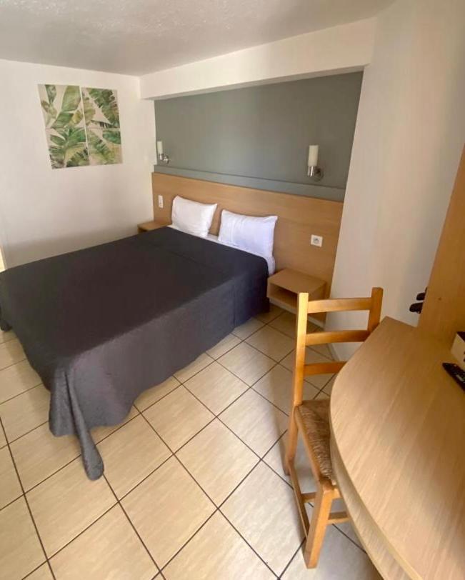 Confort Hotel Montgeron Kültér fotó