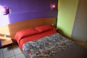Confort Hotel Montgeron Kültér fotó